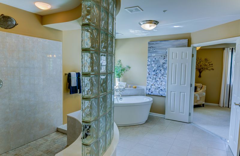 Best Bathroom Renovation Contractors in Cornelius, NC